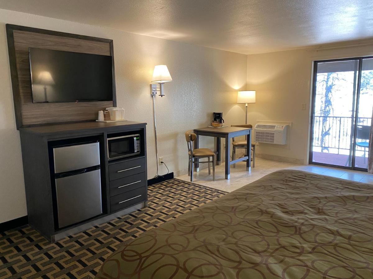 Munds Park Motel In The Pines מראה חיצוני תמונה