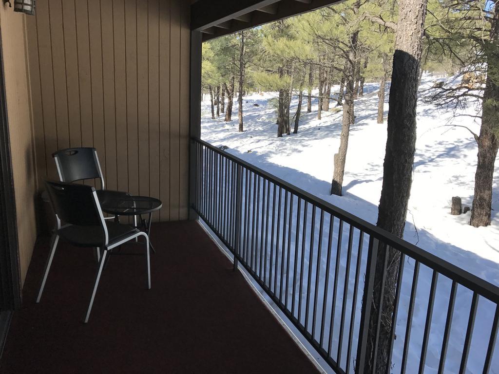 Munds Park Motel In The Pines מראה חיצוני תמונה